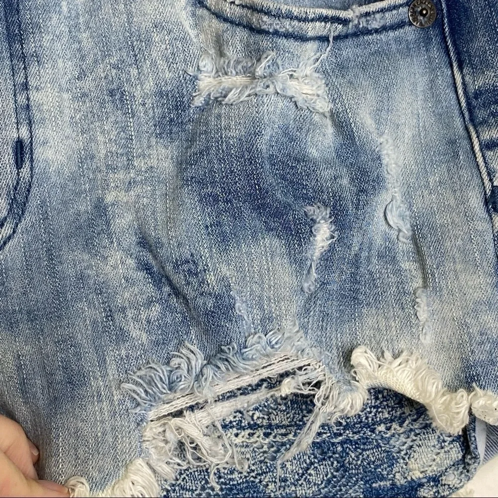 AEO X4 360 super stretch hi-rise Shortie - Picture 2 of 10